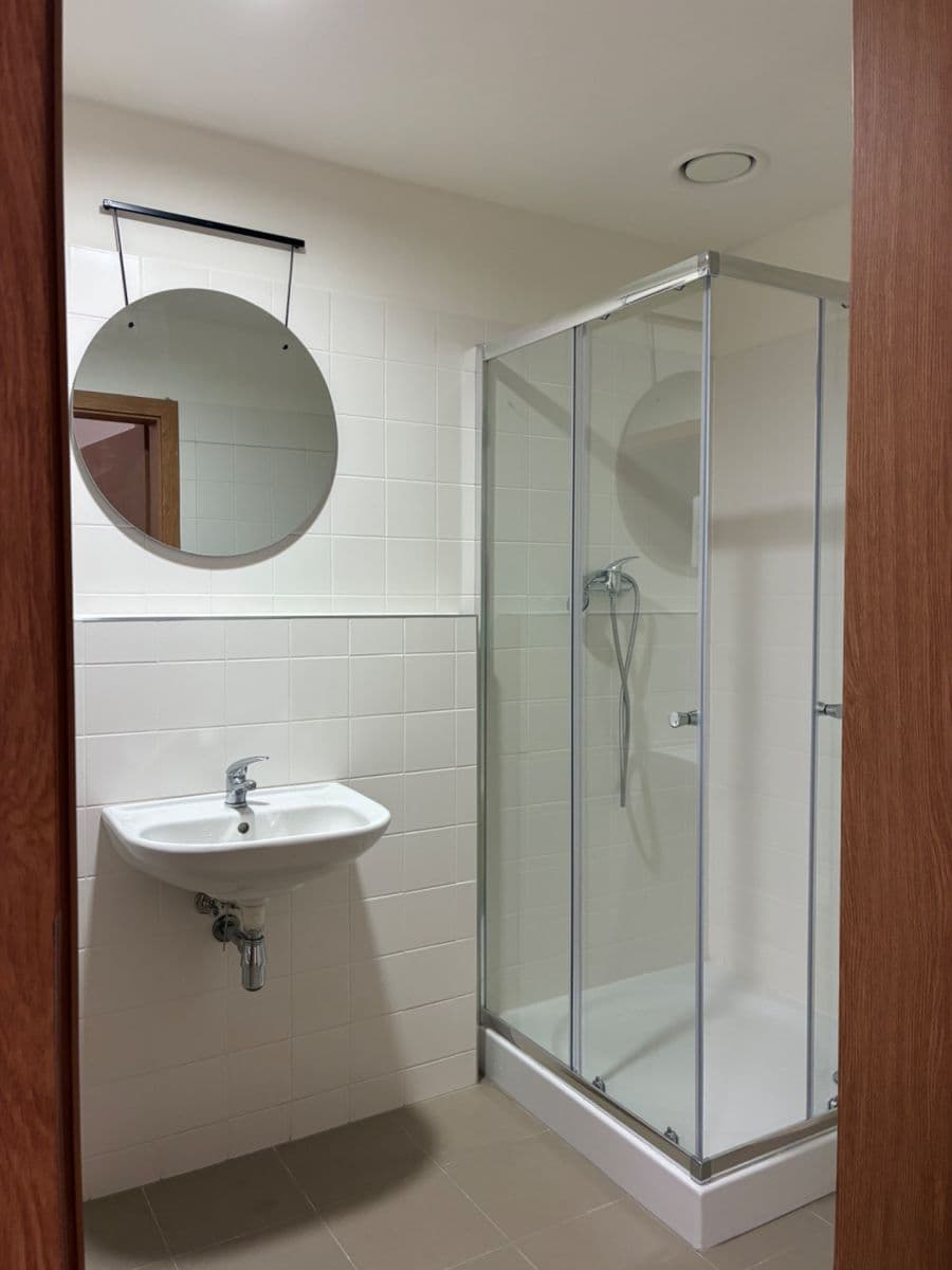 Prenájom bytu 2-izbový 92 m², Pod Dvorem, Praha, Praha Prenájom bytu 2-izbový 92 m², Pod Dvorem, Praha, Praha