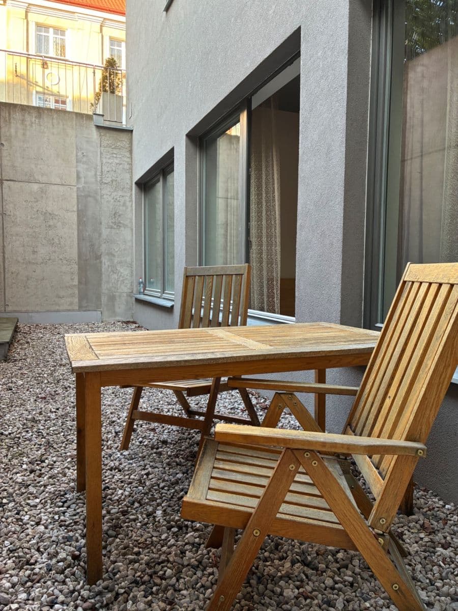 Prenájom bytu 2-izbový 92 m², Pod Dvorem, Praha, Praha Prenájom bytu 2-izbový 92 m², Pod Dvorem, Praha, Praha