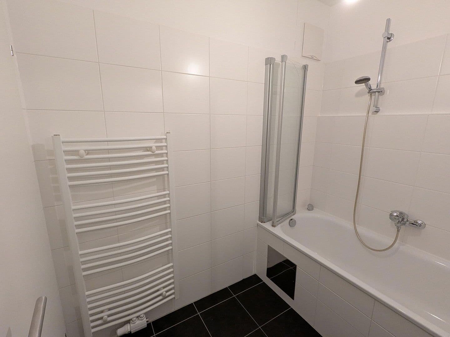 Prenájom bytu 3-izbový 73 m², Stadlauer Straße 60, Wien, Viedeň Prenájom bytu 3-izbový 73 m², Stadlauer Straße 60, Wien, Viedeň