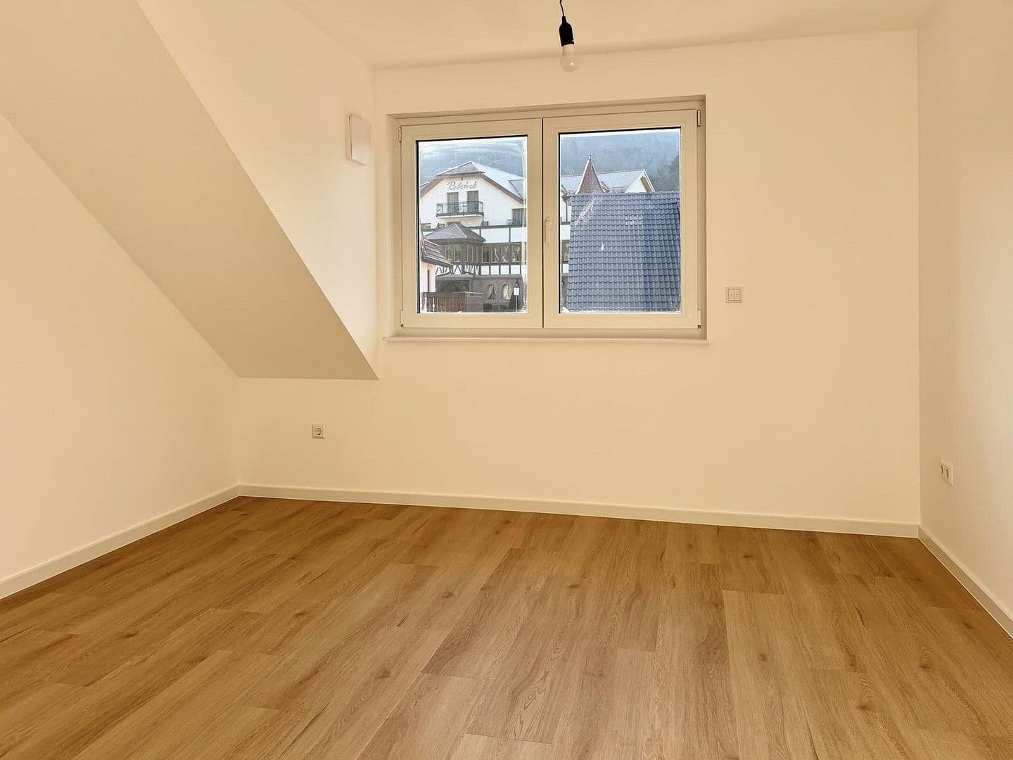 Predaj bytu 3-izbový 73 m², Mauerbergstr. 83, Baden-Baden, Bádensko-Wurttembersko Predaj bytu 3-izbový 73 m², Mauerbergstr. 83, Baden-Baden, Bádensko-Wurttembersko