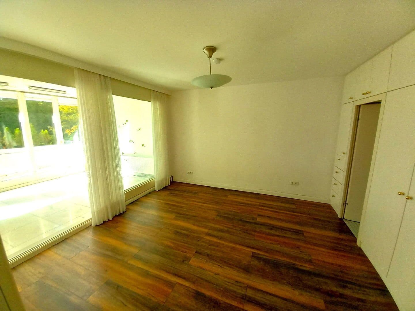 Predaj domu 157 m², pozemek 390 m², Hamburg, Hamburg Predaj domu 157 m², pozemek 390 m², Hamburg, Hamburg