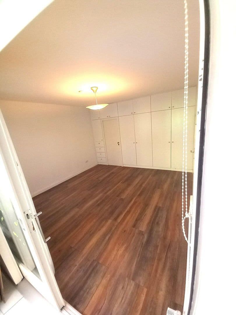 Predaj domu 157 m², pozemek 390 m², Hamburg, Hamburg Predaj domu 157 m², pozemek 390 m², Hamburg, Hamburg