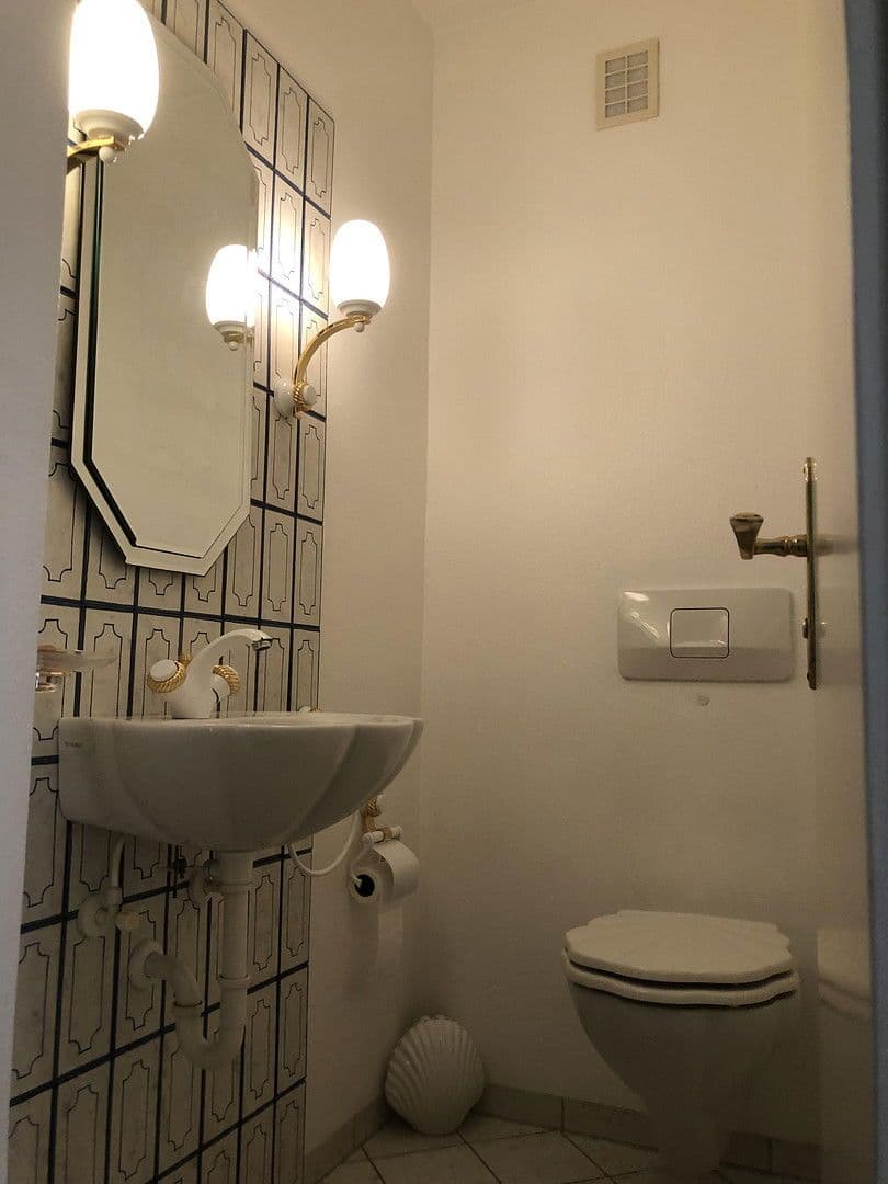 Prenájom bytu 2-izbový 86 m², München, Bavorsko Prenájom bytu 2-izbový 86 m², München, Bavorsko