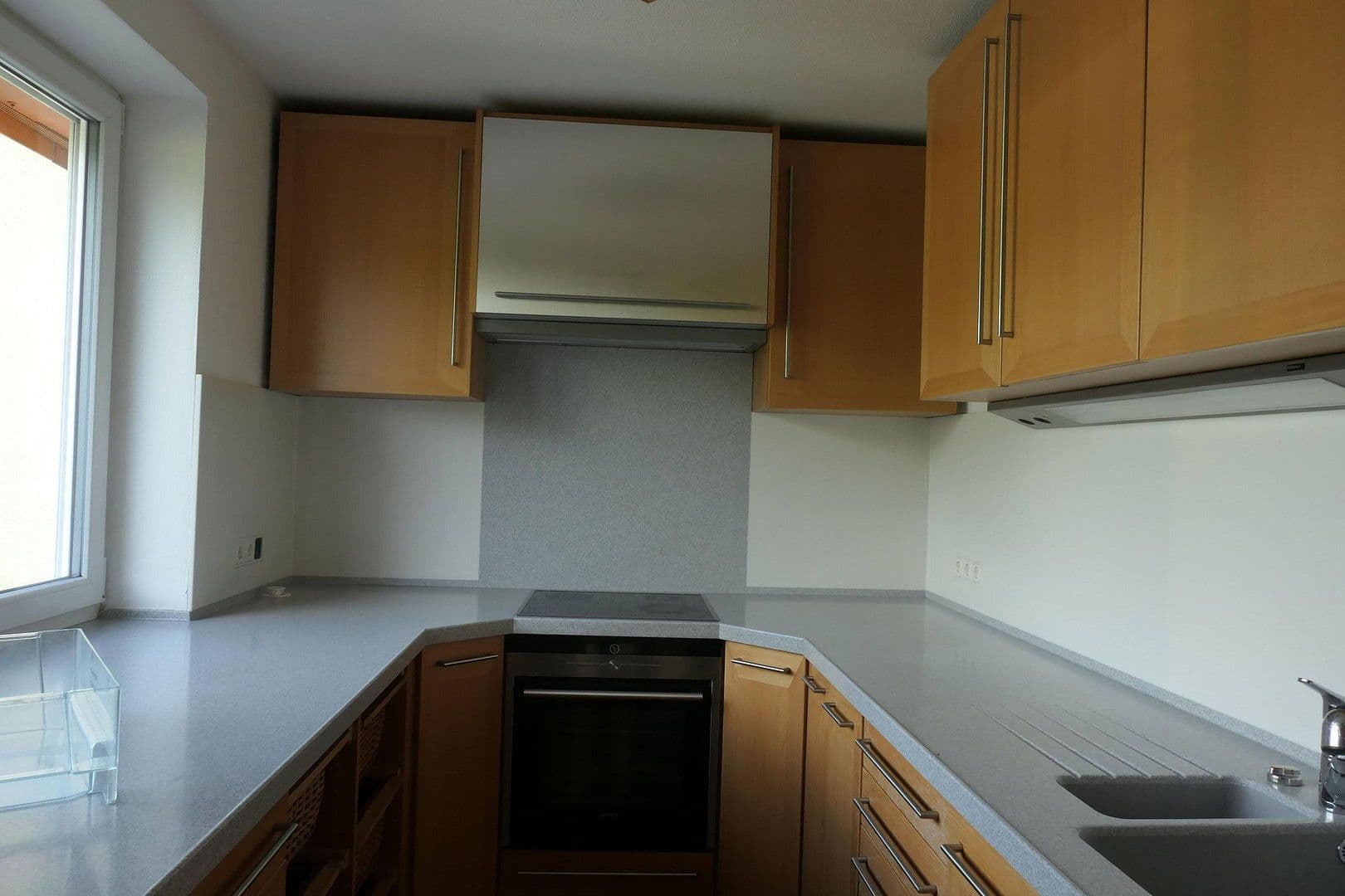 Prenájom bytu 2-izbový 86 m², München, Bavorsko Prenájom bytu 2-izbový 86 m², München, Bavorsko