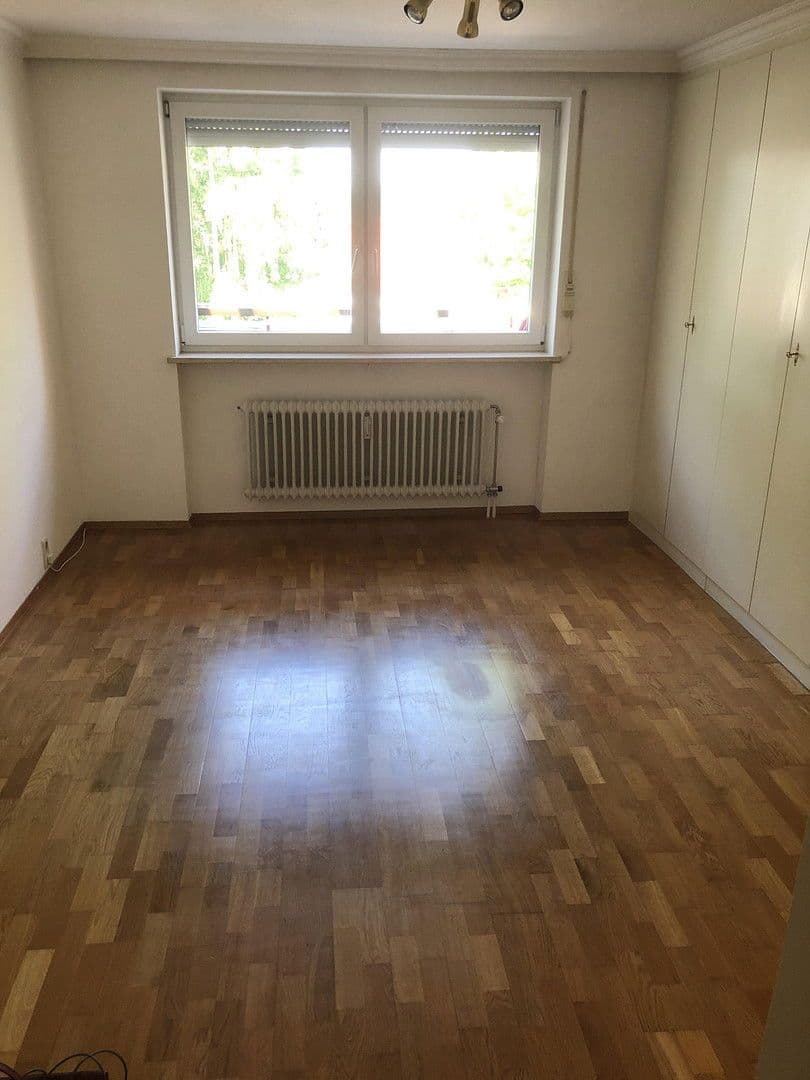 Prenájom bytu 2-izbový 86 m², München, Bavorsko Prenájom bytu 2-izbový 86 m², München, Bavorsko