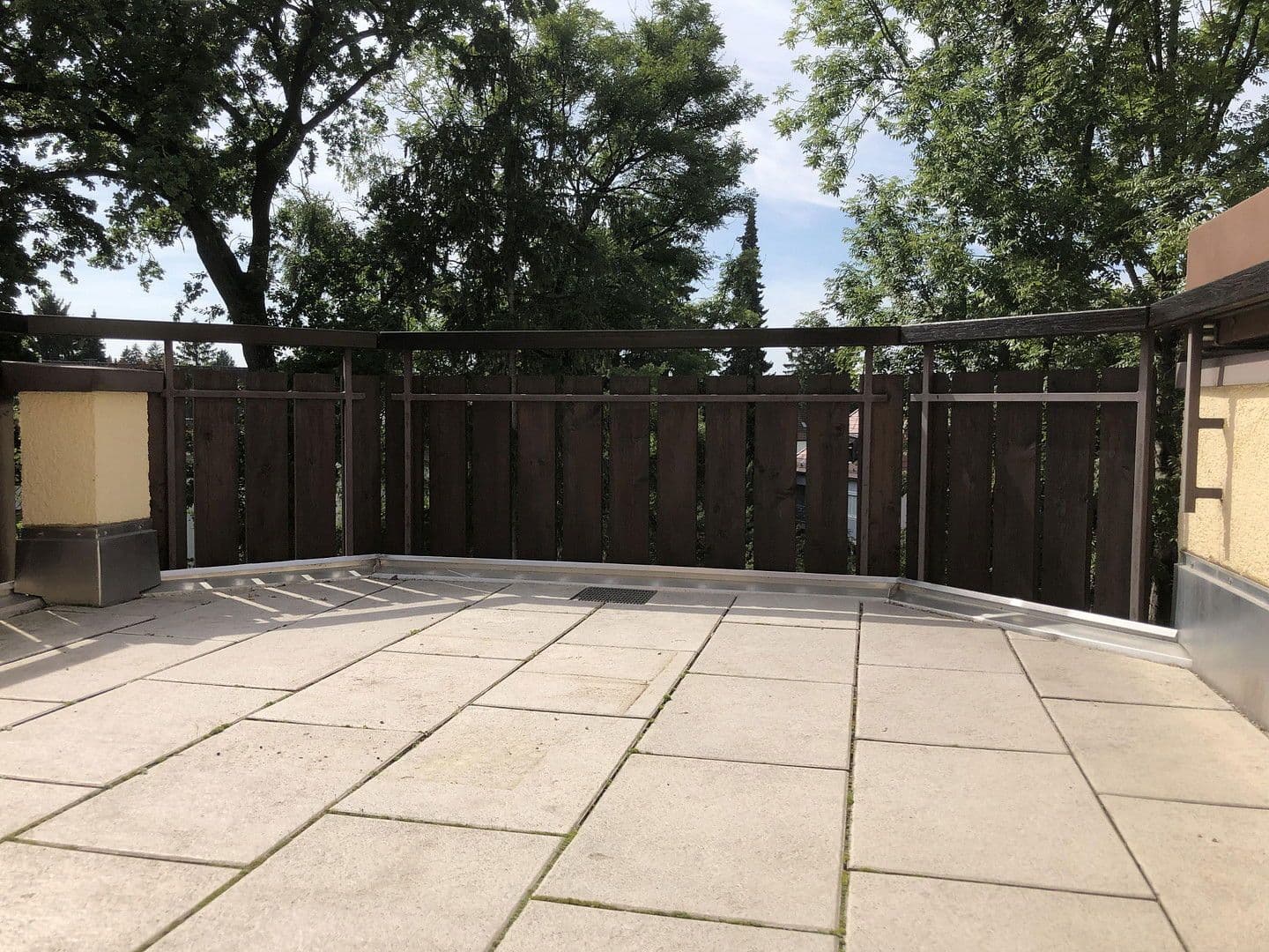 Prenájom bytu 2-izbový 86 m², München, Bavorsko Prenájom bytu 2-izbový 86 m², München, Bavorsko