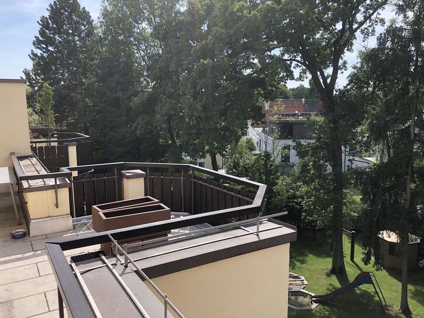 Prenájom bytu 2-izbový 86 m², München, Bavorsko Prenájom bytu 2-izbový 86 m², München, Bavorsko