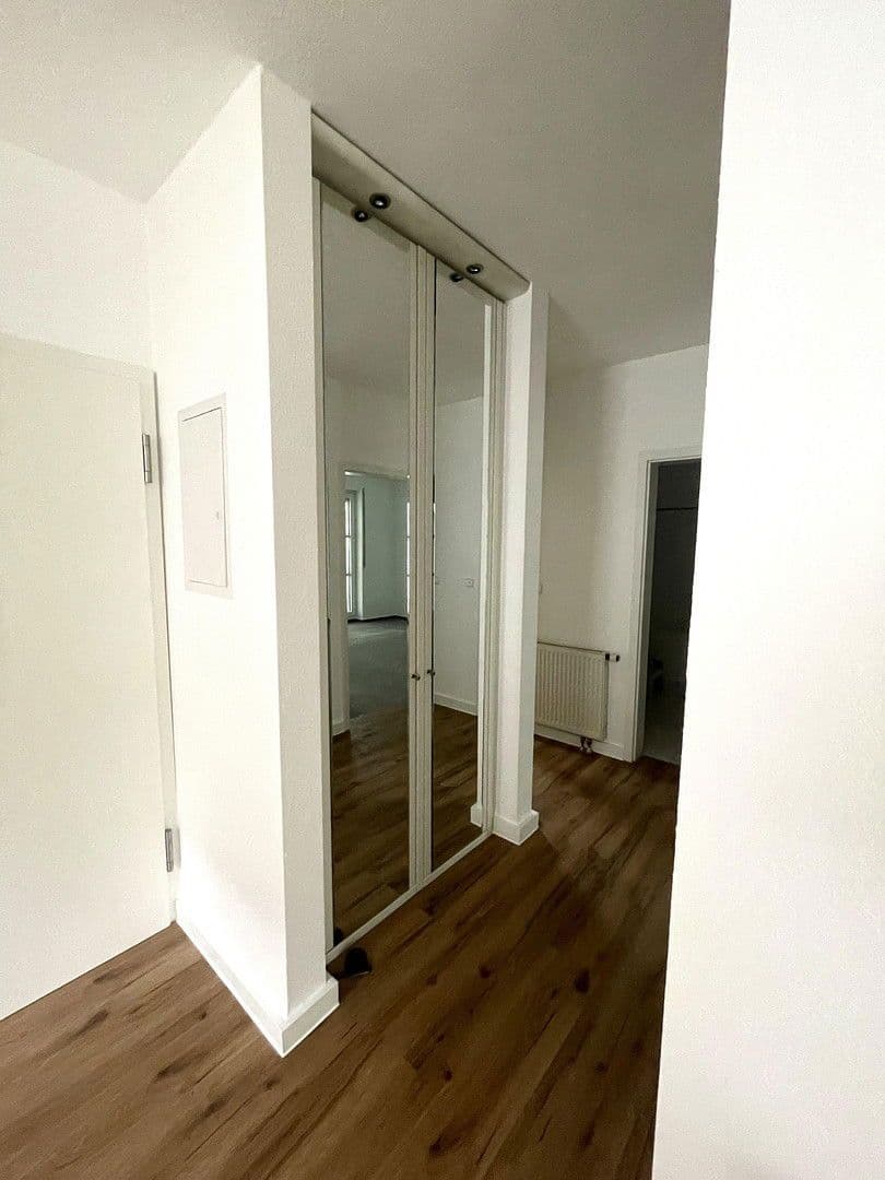 Prenájom bytu 3-izbový 100 m², Dreieich, Hesensko Prenájom bytu 3-izbový 100 m², Dreieich, Hesensko