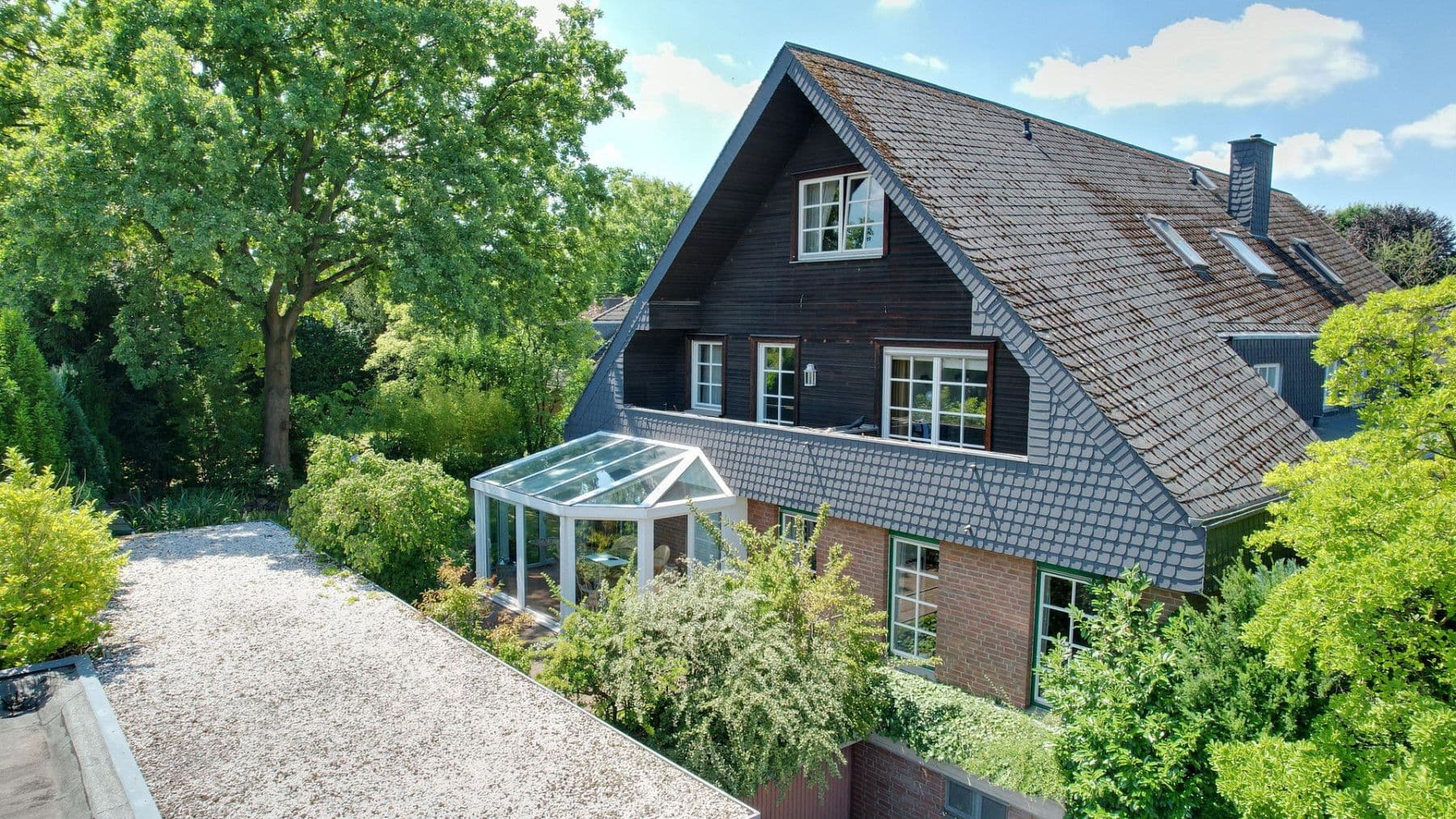 Predaj domu 320 m², pozemek 707 m², Köln, Severné Porýnie - Westfálsko Predaj domu 320 m², pozemek 707 m², Köln, Severné Porýnie - Westfálsko