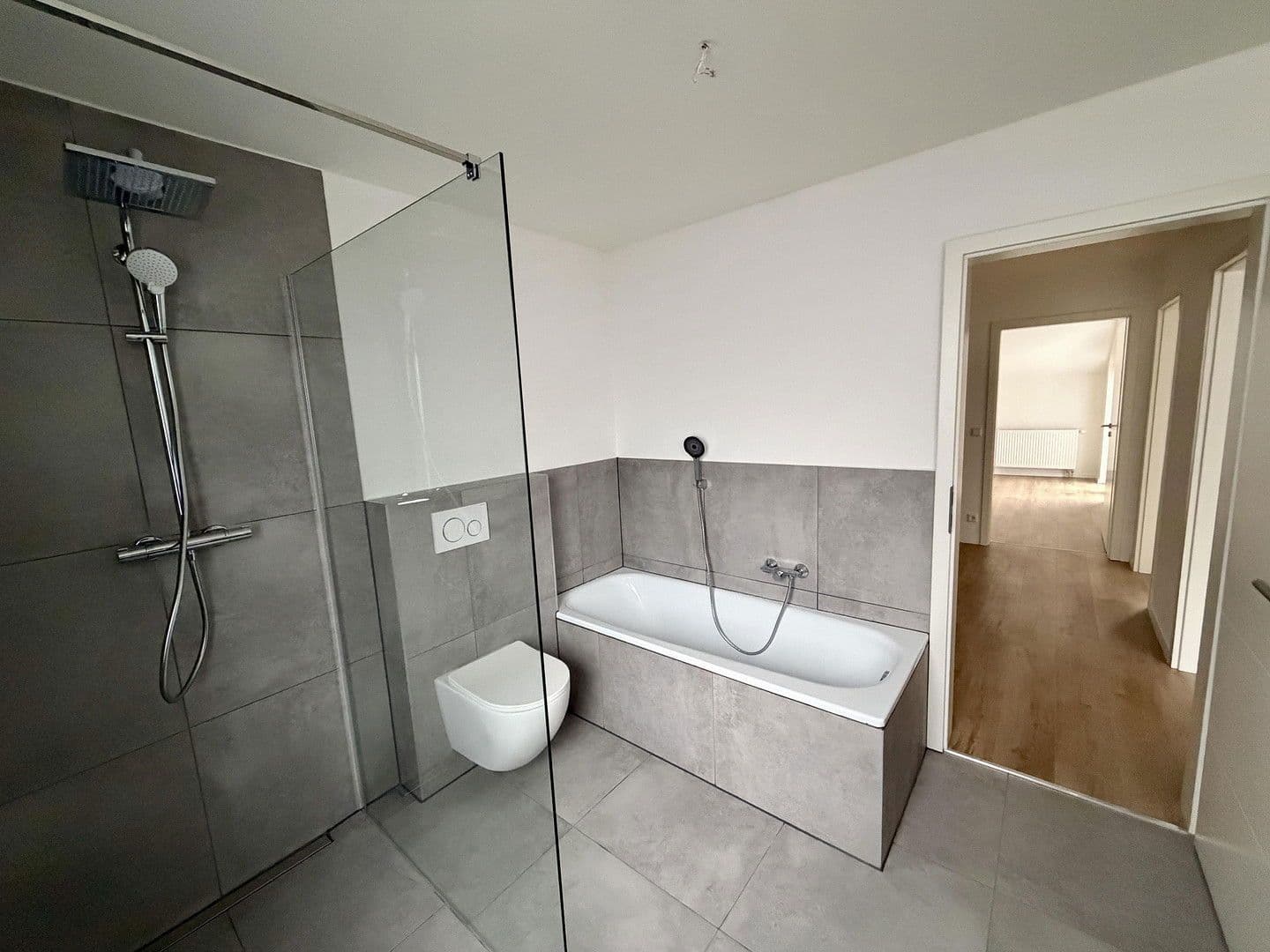 Predaj domu 108 m², pozemek 249 m², Balingen, Bádensko-Wurttembersko Predaj domu 108 m², pozemek 249 m², Balingen, Bádensko-Wurttembersko