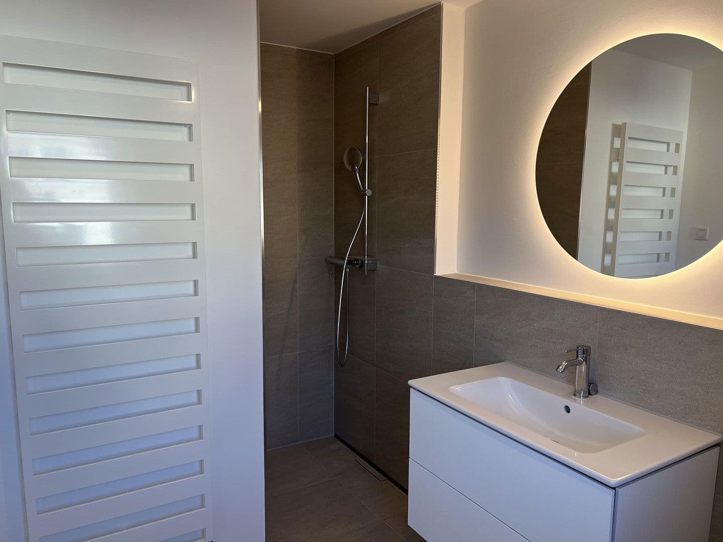 Predaj bytu 2-izbový 100 m², Krailling, Bavorsko Predaj bytu 2-izbový 100 m², Krailling, Bavorsko