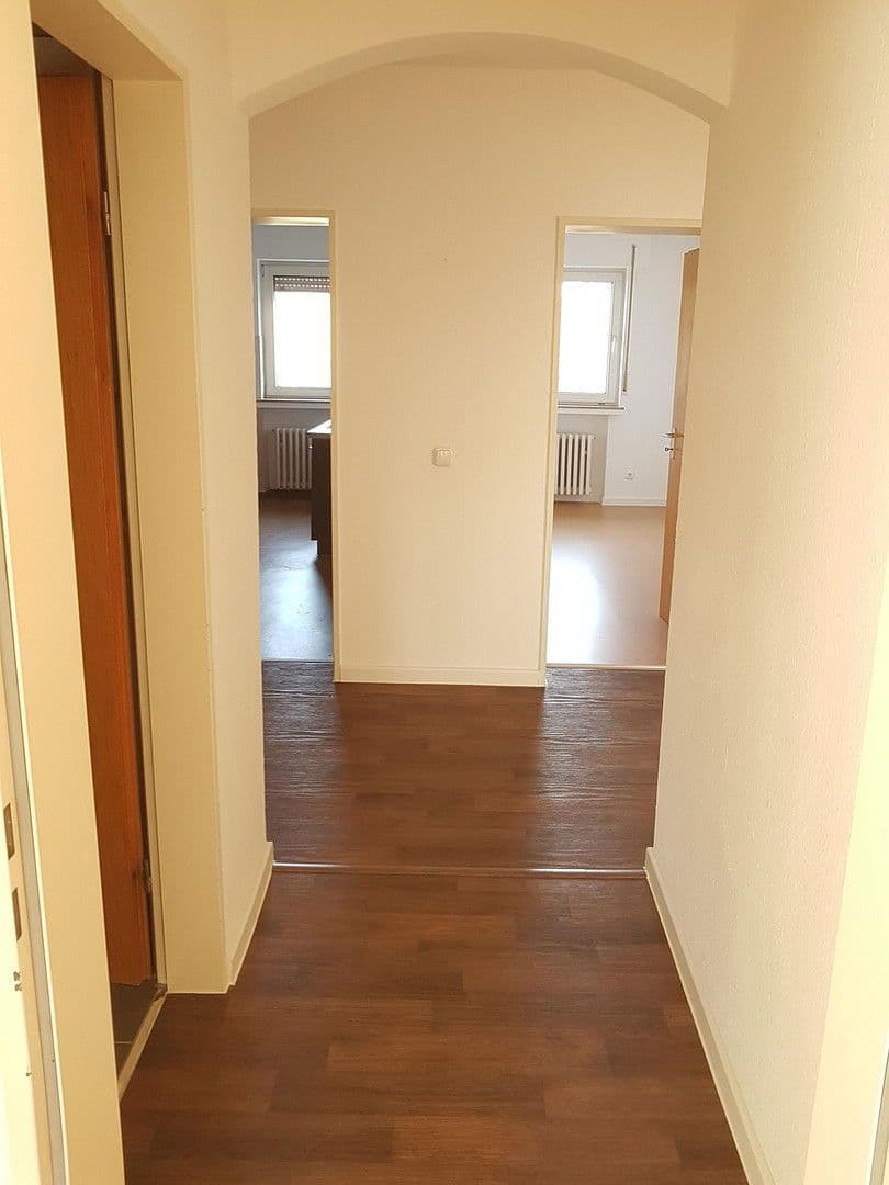 Prenájom bytu 3-izbový 80 m², Bonn, Severné Porýnie - Westfálsko Prenájom bytu 3-izbový 80 m², Bonn, Severné Porýnie - Westfálsko