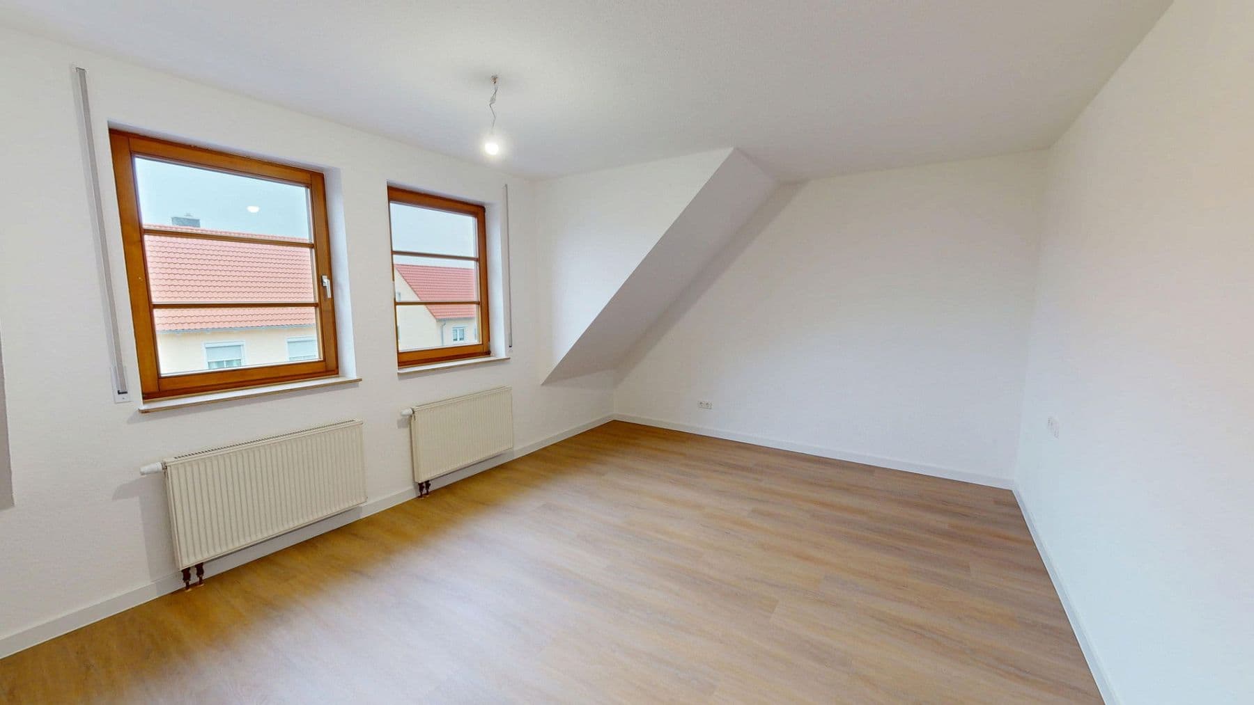 Prenájom bytu 3-izbový 94 m², Gartenstr. 2, Pfalzgrafenweiler, Bádensko-Wurttembersko Prenájom bytu 3-izbový 94 m², Gartenstr. 2, Pfalzgrafenweiler, Bádensko-Wurttembersko