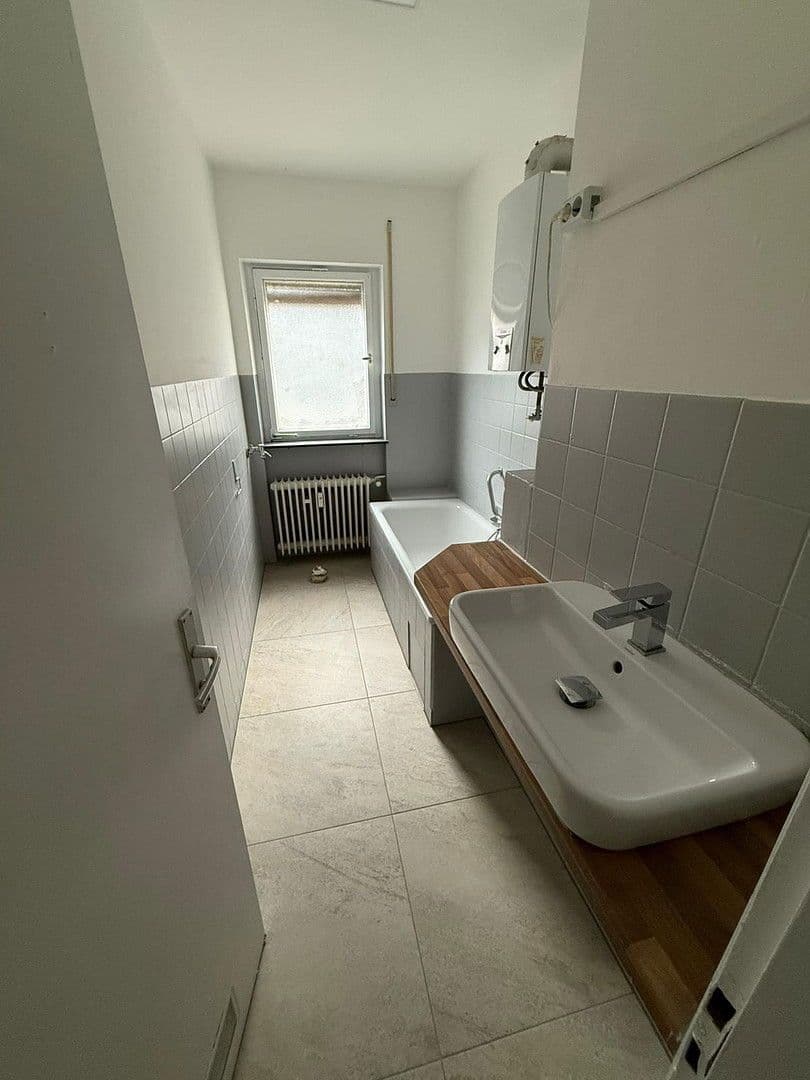 Prenájom bytu 2-izbový 60 m², Peter Henlein Straße 78, Nürnberg, Bavorsko Prenájom bytu 2-izbový 60 m², Peter Henlein Straße 78, Nürnberg, Bavorsko