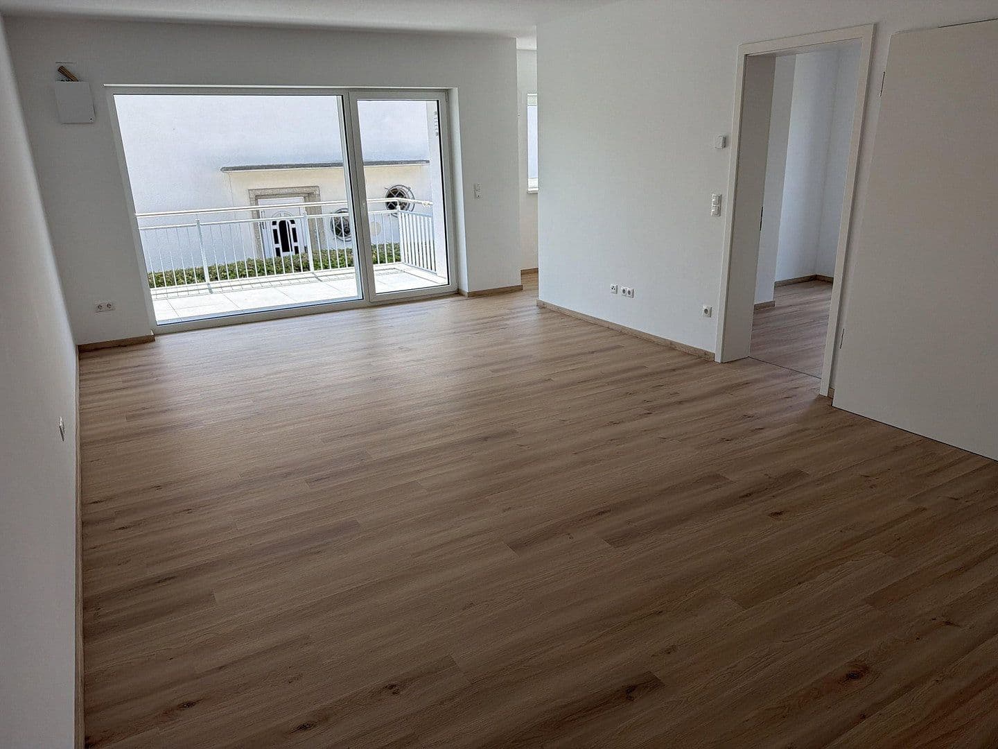 Prenájom bytu 3-izbový 77 m², Im Rudolfsgarten 3, Dierdorf, Porýnie-Falcko Prenájom bytu 3-izbový 77 m², Im Rudolfsgarten 3, Dierdorf, Porýnie-Falcko