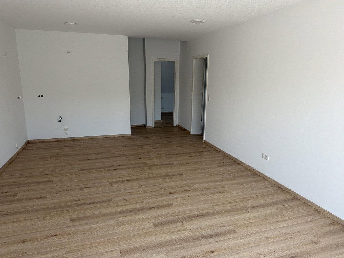 Prenájom bytu 3-izbový 77 m², Im Rudolfsgarten 3, Dierdorf, Porýnie-Falcko Prenájom bytu 3-izbový 77 m², Im Rudolfsgarten 3, Dierdorf, Porýnie-Falcko
