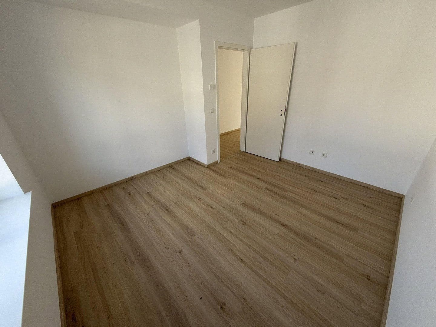 Prenájom bytu 3-izbový 77 m², Im Rudolfsgarten 3, Dierdorf, Porýnie-Falcko Prenájom bytu 3-izbový 77 m², Im Rudolfsgarten 3, Dierdorf, Porýnie-Falcko