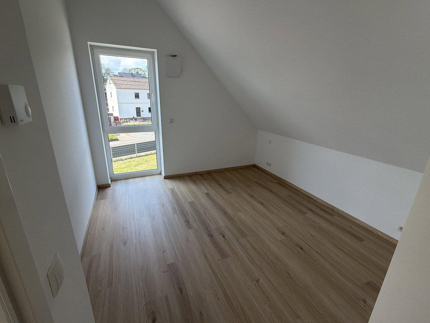 Prenájom bytu 3-izbový 77 m², Im Rudolfsgarten 3, Dierdorf, Porýnie-Falcko Prenájom bytu 3-izbový 77 m², Im Rudolfsgarten 3, Dierdorf, Porýnie-Falcko