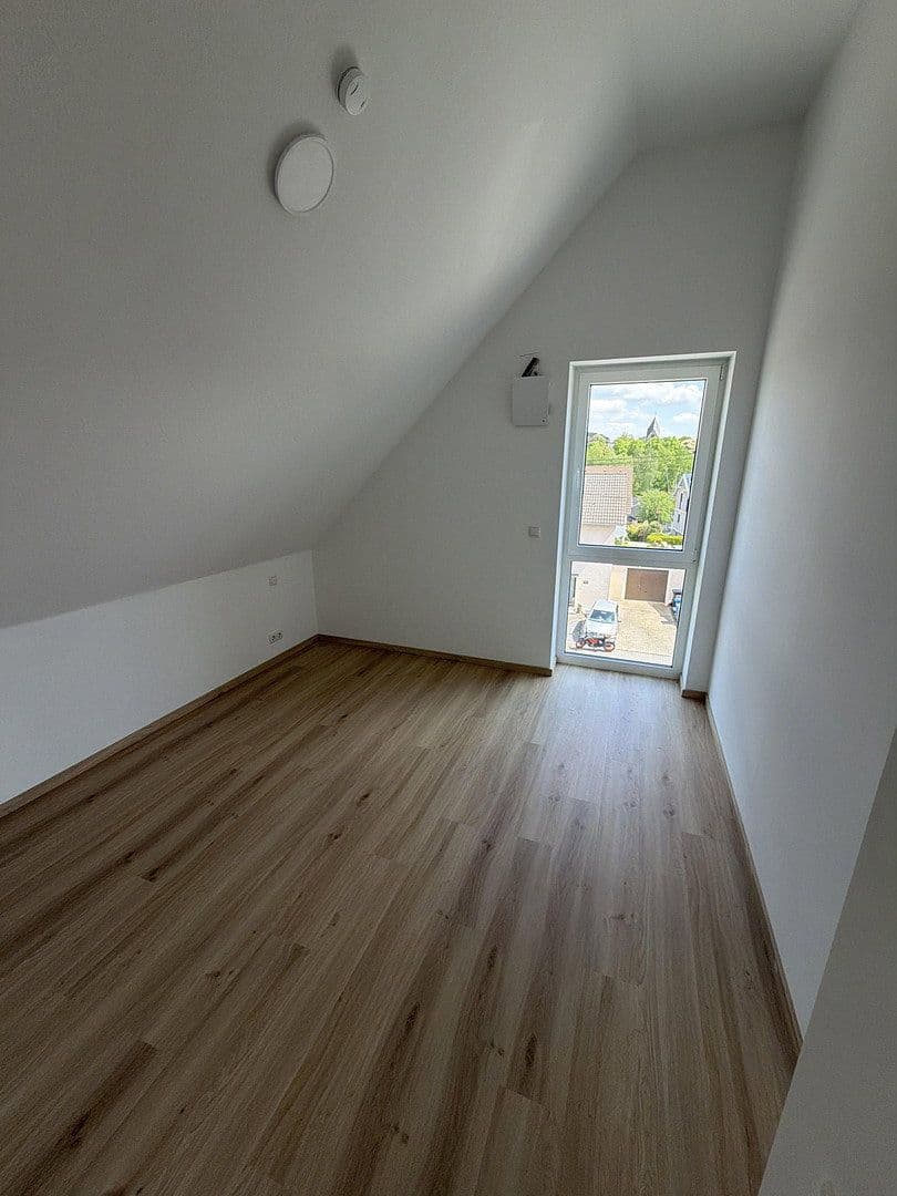Prenájom bytu 3-izbový 77 m², Im Rudolfsgarten 3, Dierdorf, Porýnie-Falcko Prenájom bytu 3-izbový 77 m², Im Rudolfsgarten 3, Dierdorf, Porýnie-Falcko