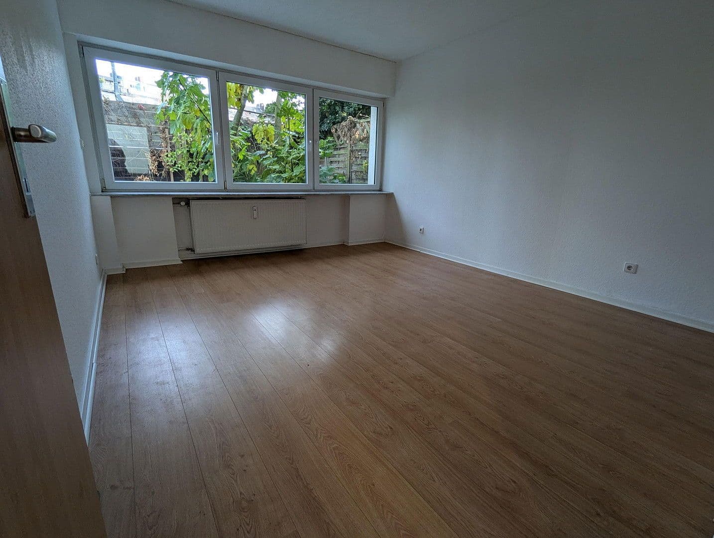 Predaj bytu 2-izbový 48 m², Köln, Severné Porýnie - Westfálsko Predaj bytu 2-izbový 48 m², Köln, Severné Porýnie - Westfálsko