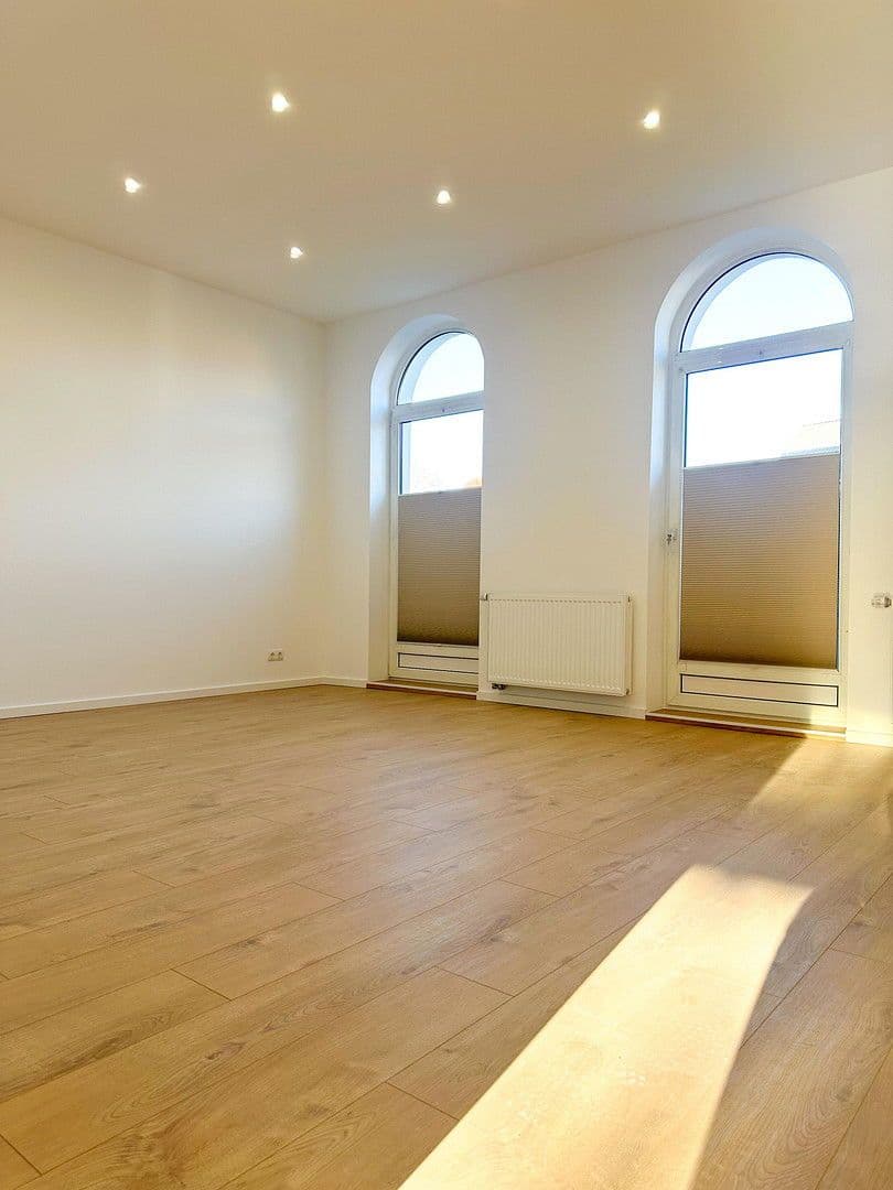 Predaj bytu 4-izbový 130 m², Hannover, Dolné Sasko Predaj bytu 4-izbový 130 m², Hannover, Dolné Sasko