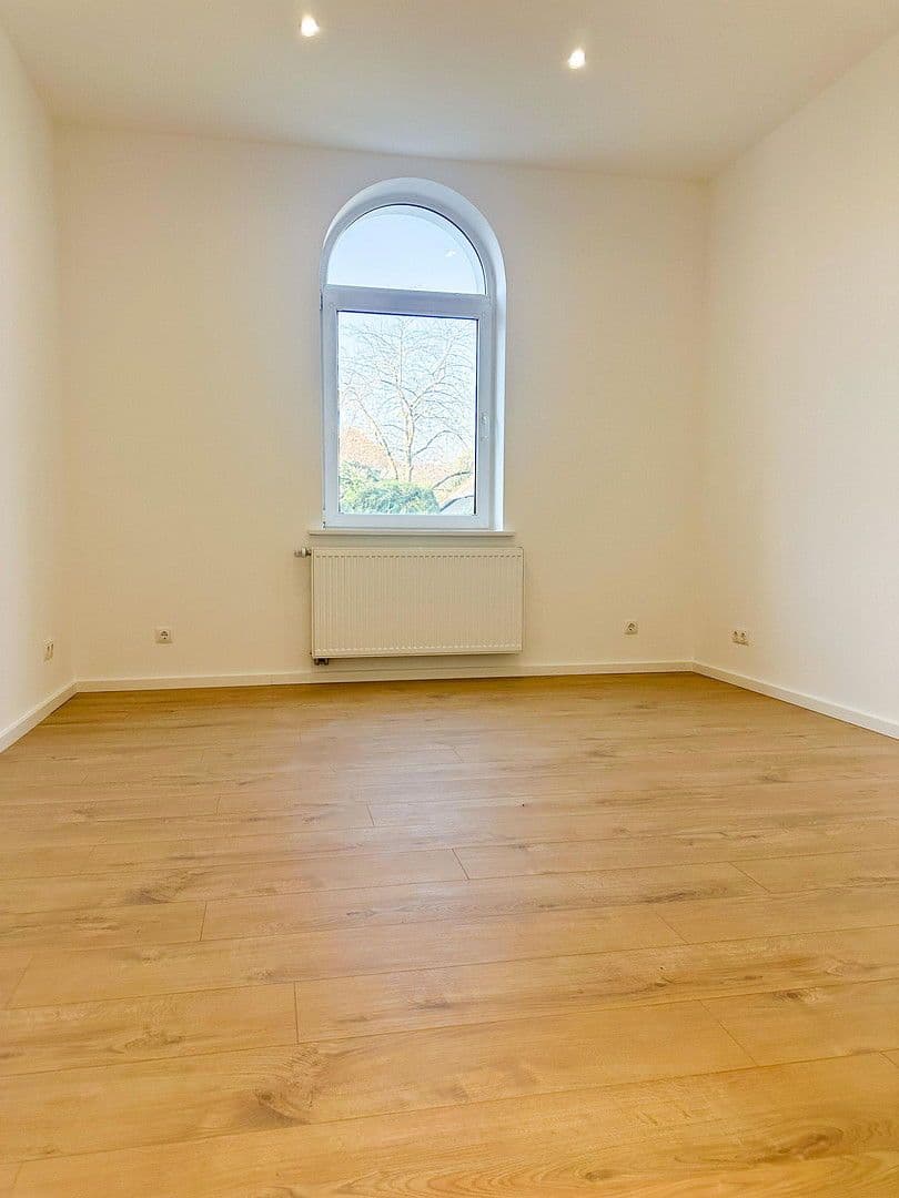 Predaj bytu 4-izbový 130 m², Hannover, Dolné Sasko Predaj bytu 4-izbový 130 m², Hannover, Dolné Sasko