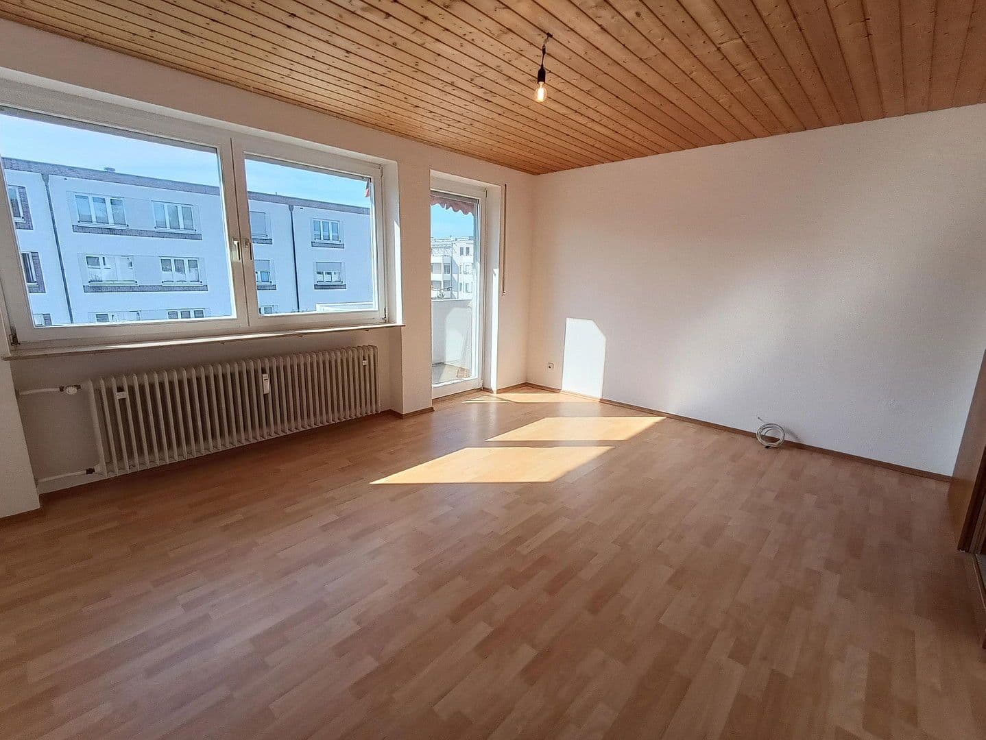 Predaj bytu 4-izbový 104 m², Friedenstr. 74, Nürnberg, Bavorsko Predaj bytu 4-izbový 104 m², Friedenstr. 74, Nürnberg, Bavorsko