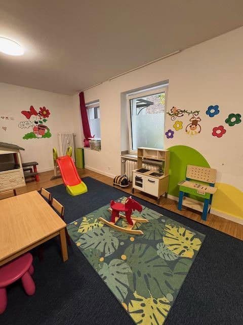 Predaj bytu 2-izbový 66 m², Kirchstr. 39, Düsseldorf, Severné Porýnie - Westfálsko Predaj bytu 2-izbový 66 m², Kirchstr. 39, Düsseldorf, Severné Porýnie - Westfálsko