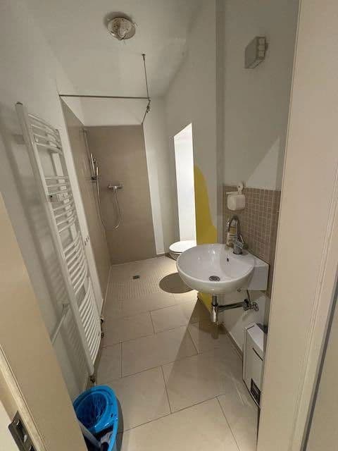 Predaj bytu 2-izbový 66 m², Kirchstr. 39, Düsseldorf, Severné Porýnie - Westfálsko Predaj bytu 2-izbový 66 m², Kirchstr. 39, Düsseldorf, Severné Porýnie - Westfálsko