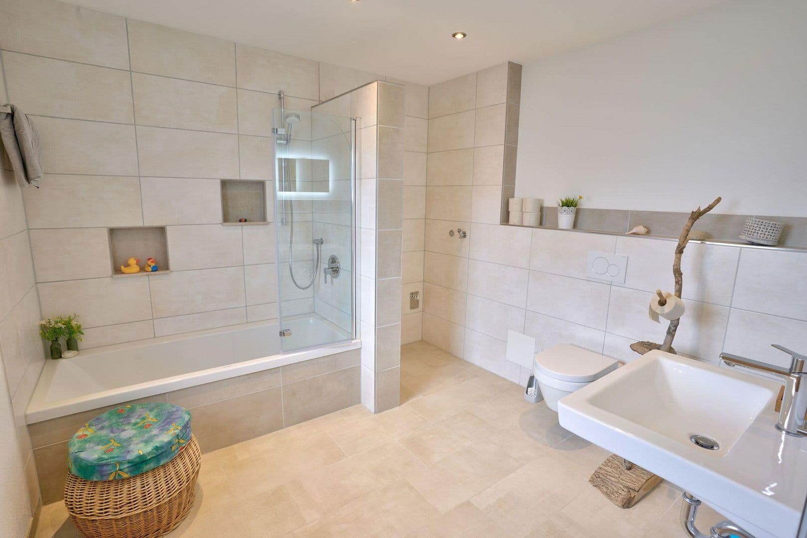 Predaj domu 190 m², pozemek 810 m², Breitenbrunn, Bavorsko Predaj domu 190 m², pozemek 810 m², Breitenbrunn, Bavorsko