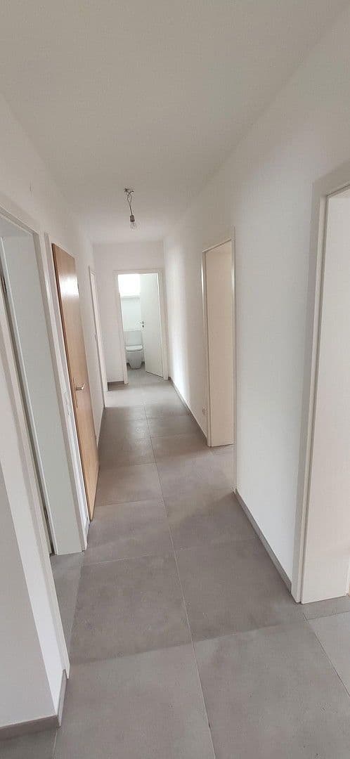 Prenájom bytu 3-izbový 105 m², Heinrich-von-Gagern-Str. 13, Lorsch, Hesensko Prenájom bytu 3-izbový 105 m², Heinrich-von-Gagern-Str. 13, Lorsch, Hesensko