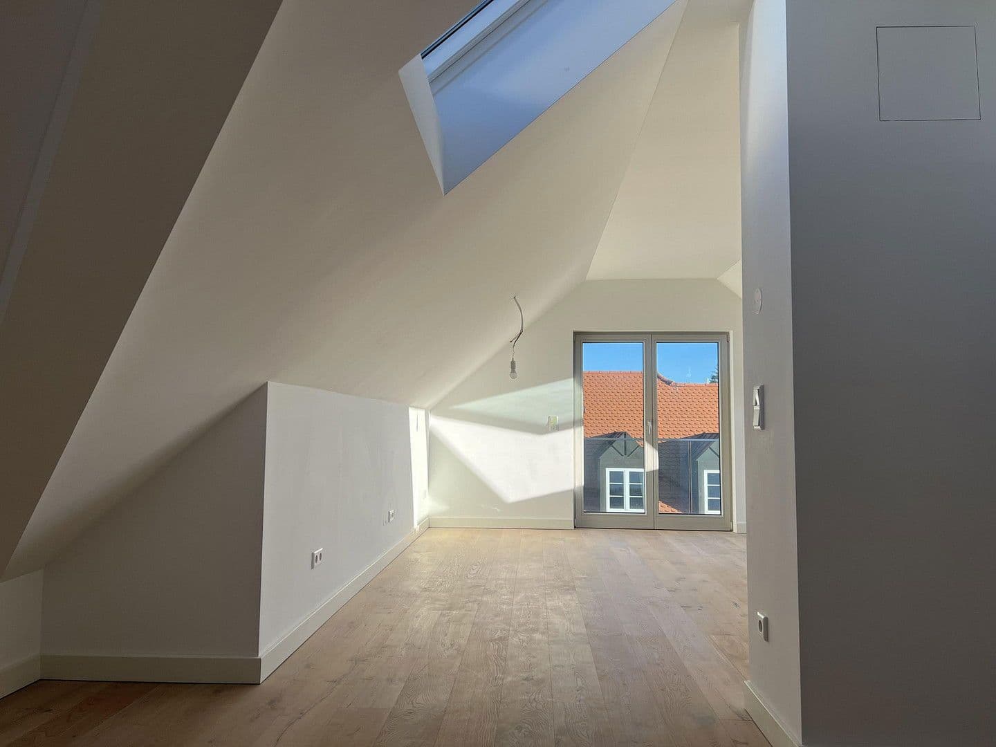 Predaj bytu 2-izbový 101 m², München, Bavorsko Predaj bytu 2-izbový 101 m², München, Bavorsko