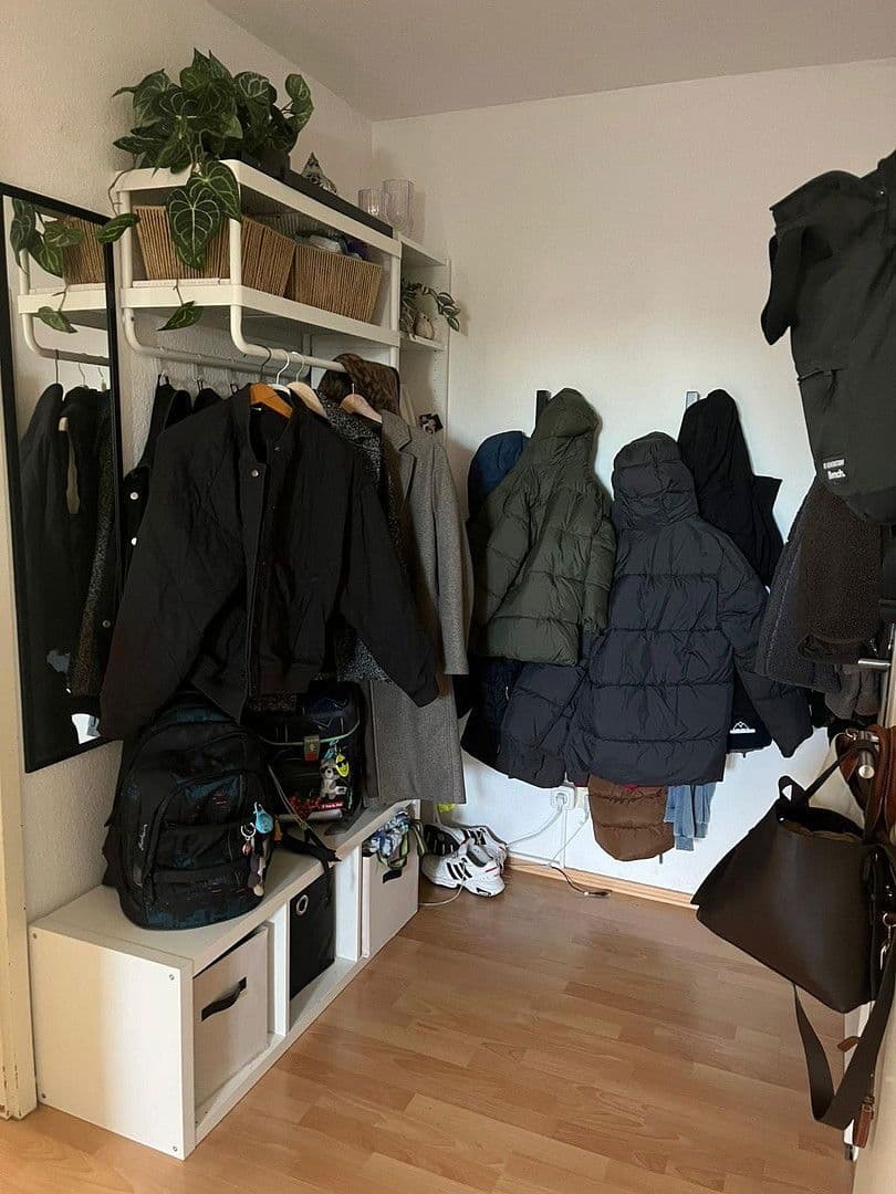 Prenájom bytu 3-izbový 76 m², Kölner Straße 23, Hürth, Severné Porýnie - Westfálsko Prenájom bytu 3-izbový 76 m², Kölner Straße 23, Hürth, Severné Porýnie - Westfálsko