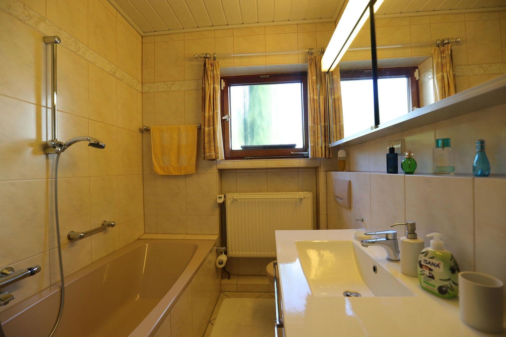 Predaj domu 159 m², pozemek 915 m², Elsternstieg 3, Burgdorf, Dolné Sasko Predaj domu 159 m², pozemek 915 m², Elsternstieg 3, Burgdorf, Dolné Sasko