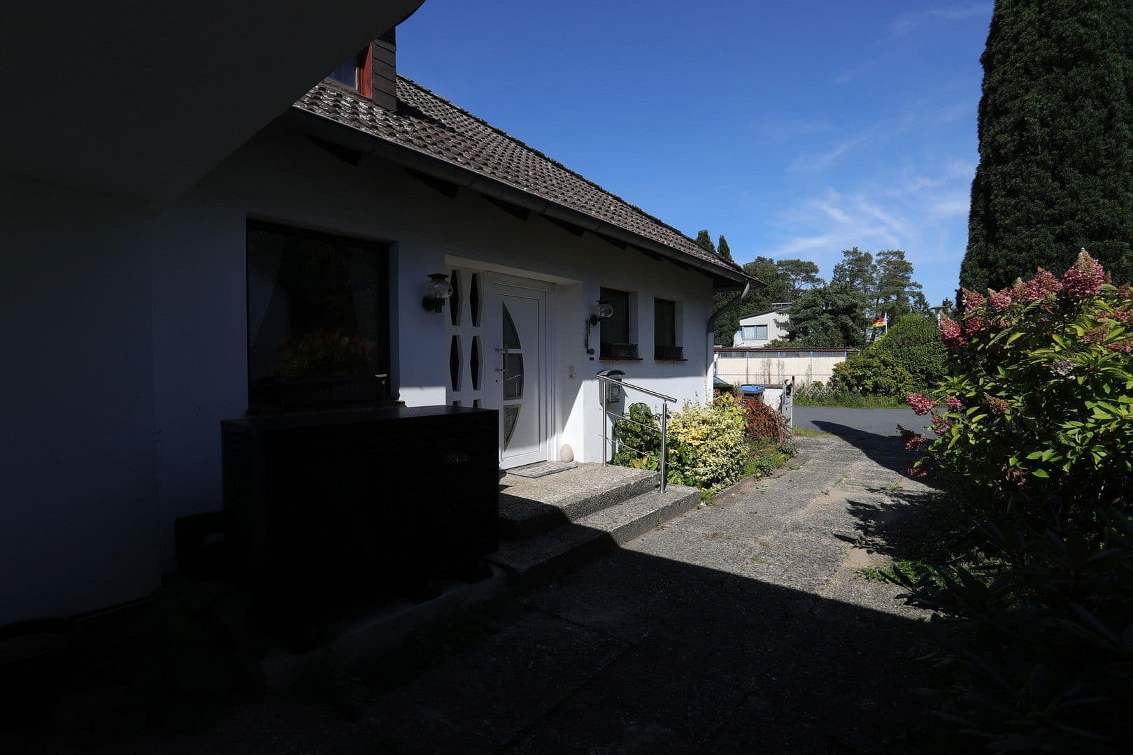 Predaj domu 159 m², pozemek 915 m², Elsternstieg 3, Burgdorf, Dolné Sasko Predaj domu 159 m², pozemek 915 m², Elsternstieg 3, Burgdorf, Dolné Sasko