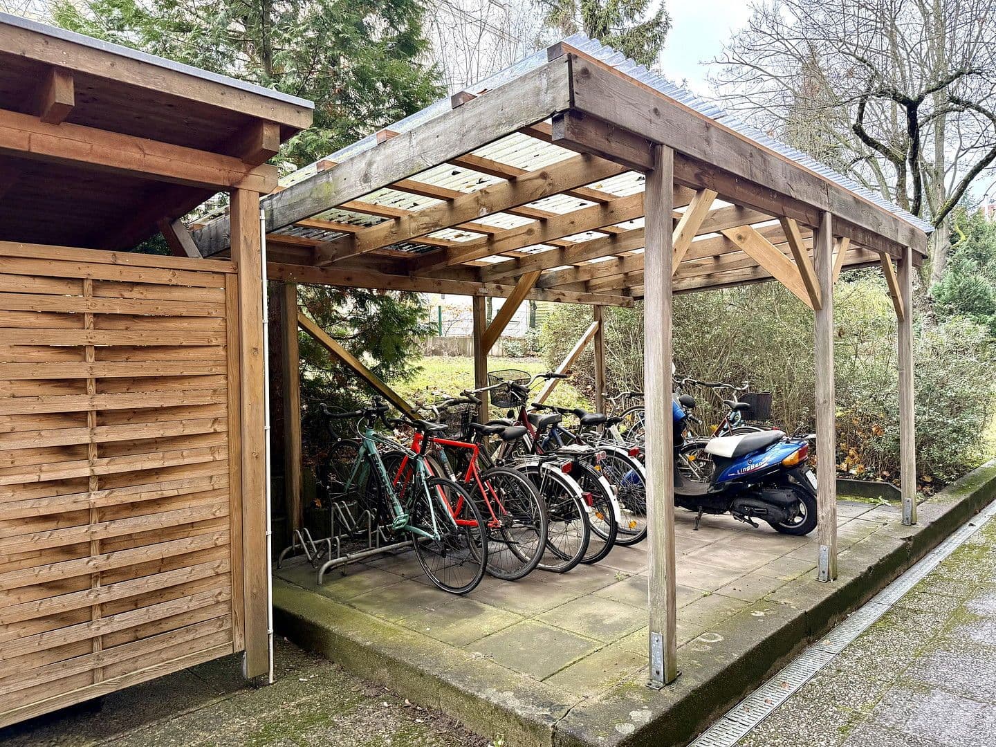 Predaj bytu 2-izbový 62 m², Konradinstr., Berlin, Berlín Predaj bytu 2-izbový 62 m², Konradinstr., Berlin, Berlín