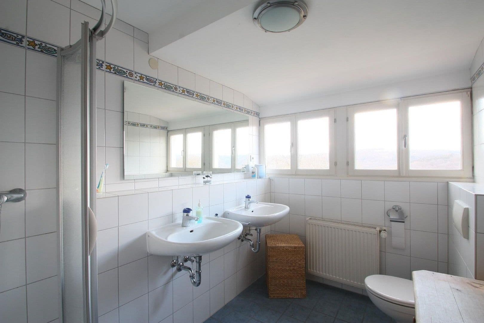 Prenájom bytu 2-izbový 70 m², Wuppertal, Severné Porýnie - Westfálsko Prenájom bytu 2-izbový 70 m², Wuppertal, Severné Porýnie - Westfálsko