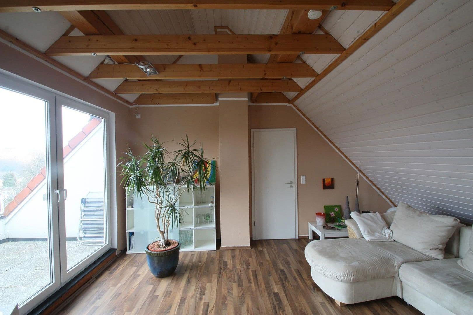 Prenájom bytu 2-izbový 70 m², Wuppertal, Severné Porýnie - Westfálsko Prenájom bytu 2-izbový 70 m², Wuppertal, Severné Porýnie - Westfálsko