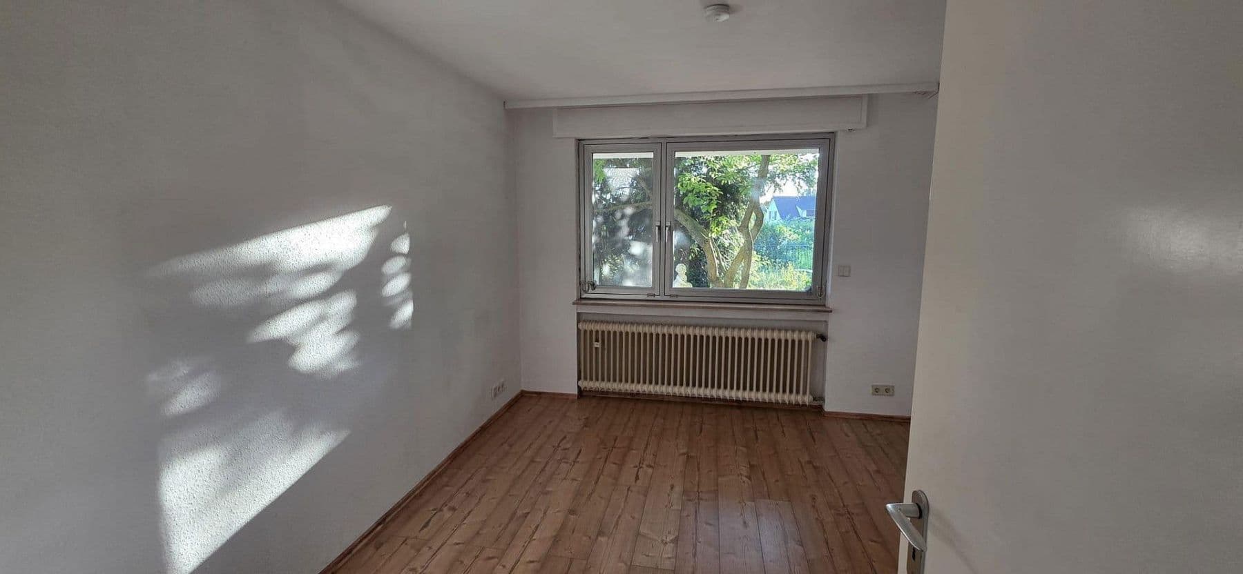 Predaj domu 330 m², pozemek 1.066 m², Riedstadt, Hesensko Predaj domu 330 m², pozemek 1.066 m², Riedstadt, Hesensko