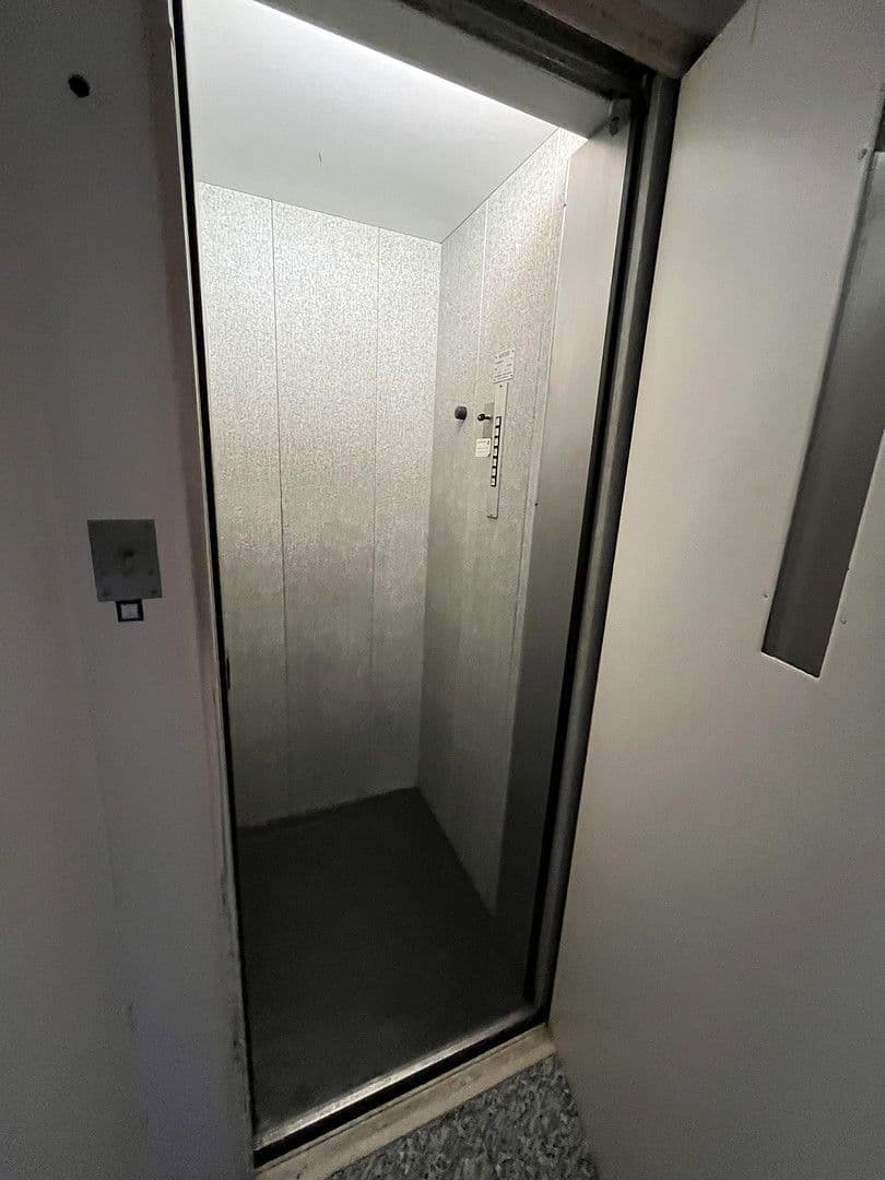 Predaj domu 165 m², pozemek 165 m², Tettnang, Bádensko-Wurttembersko Predaj domu 165 m², pozemek 165 m², Tettnang, Bádensko-Wurttembersko