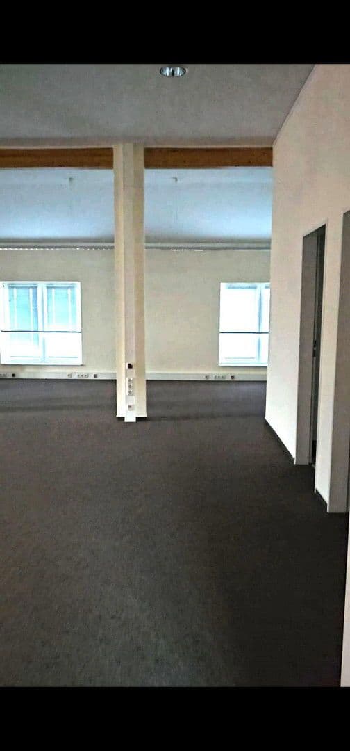 Prenájom kancelárie 160 m², Brunsbek, Šlezvicko-Holštajnsko Prenájom kancelárie 160 m², Brunsbek, Šlezvicko-Holštajnsko