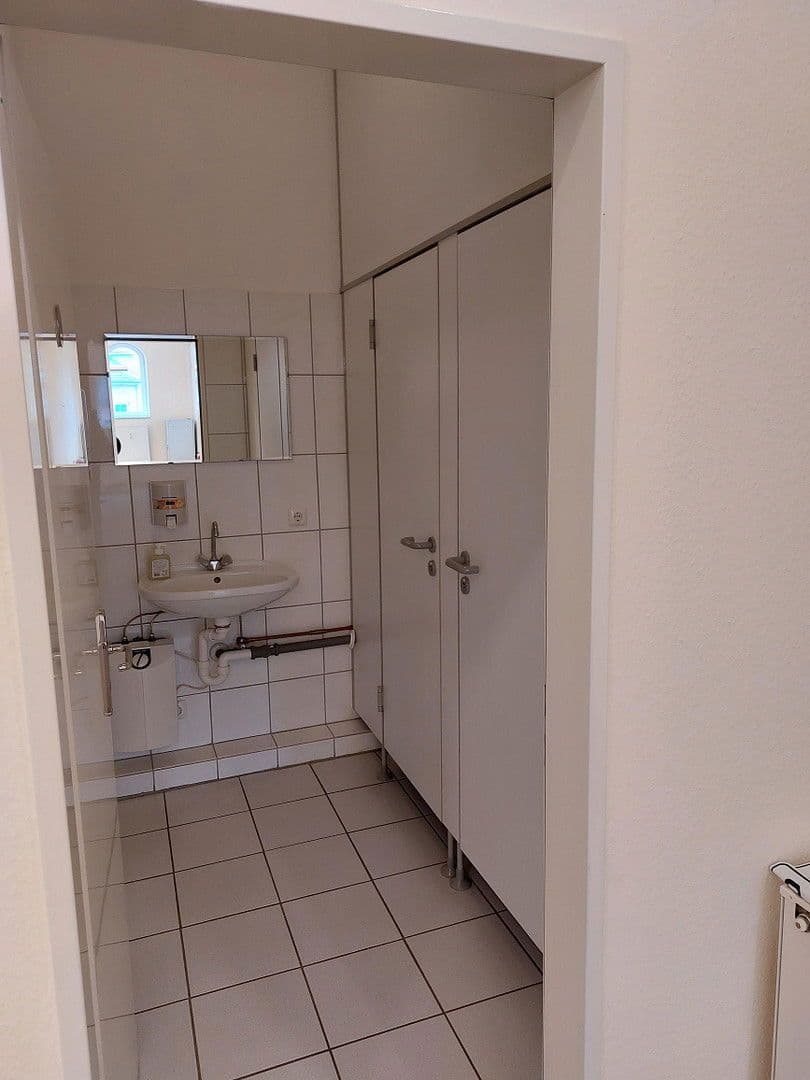 Prenájom kancelárie 160 m², Brunsbek, Šlezvicko-Holštajnsko Prenájom kancelárie 160 m², Brunsbek, Šlezvicko-Holštajnsko