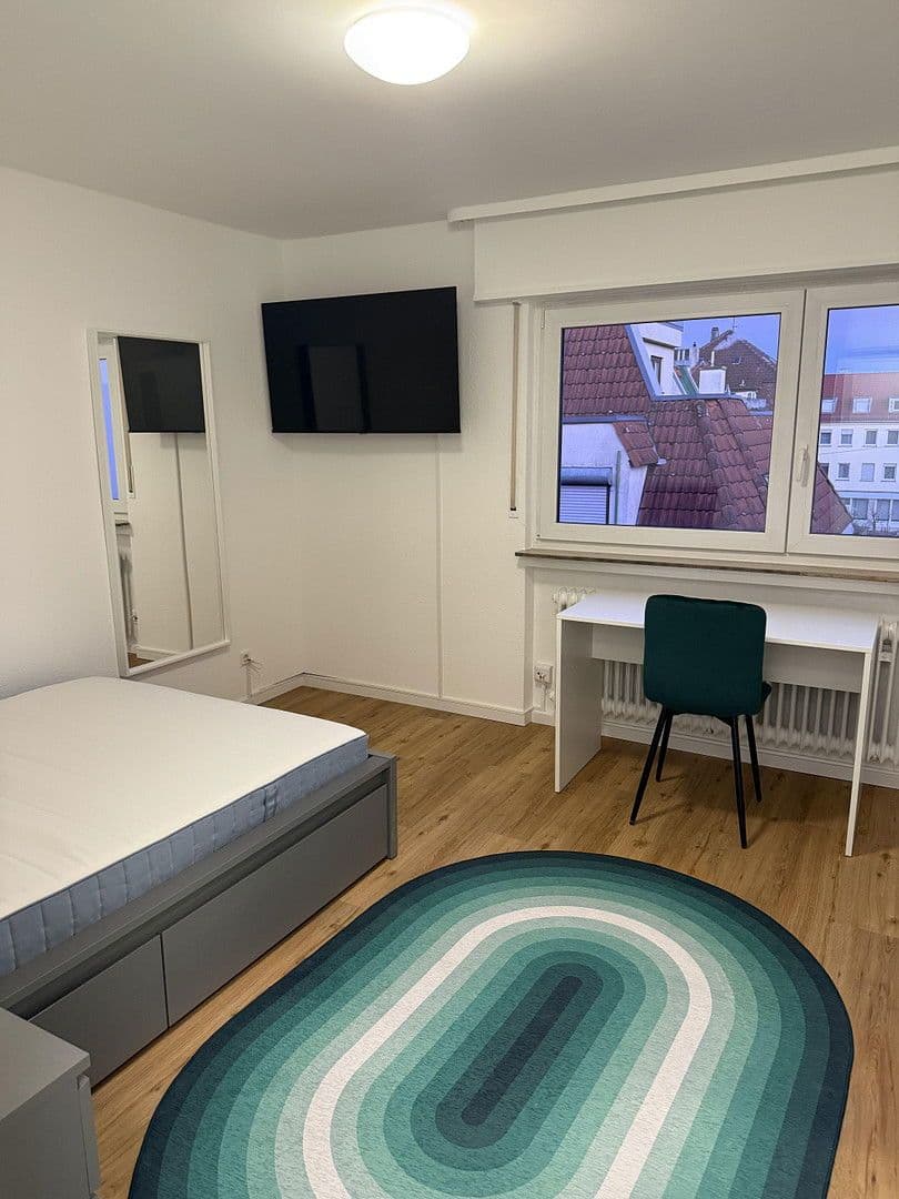 Prenájom bytu 3-izbový 72 m², Stuttgart, Bádensko-Wurttembersko Prenájom bytu 3-izbový 72 m², Stuttgart, Bádensko-Wurttembersko