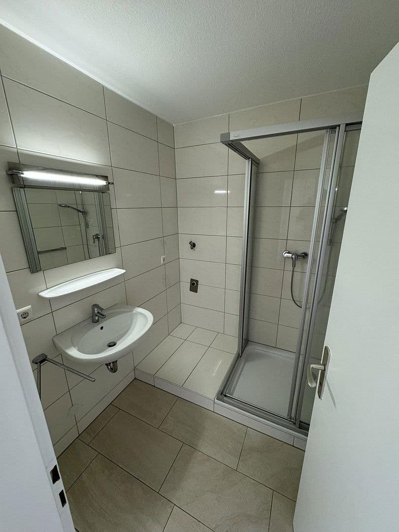 Prenájom bytu 3-izbový 72 m², Stuttgart, Bádensko-Wurttembersko Prenájom bytu 3-izbový 72 m², Stuttgart, Bádensko-Wurttembersko