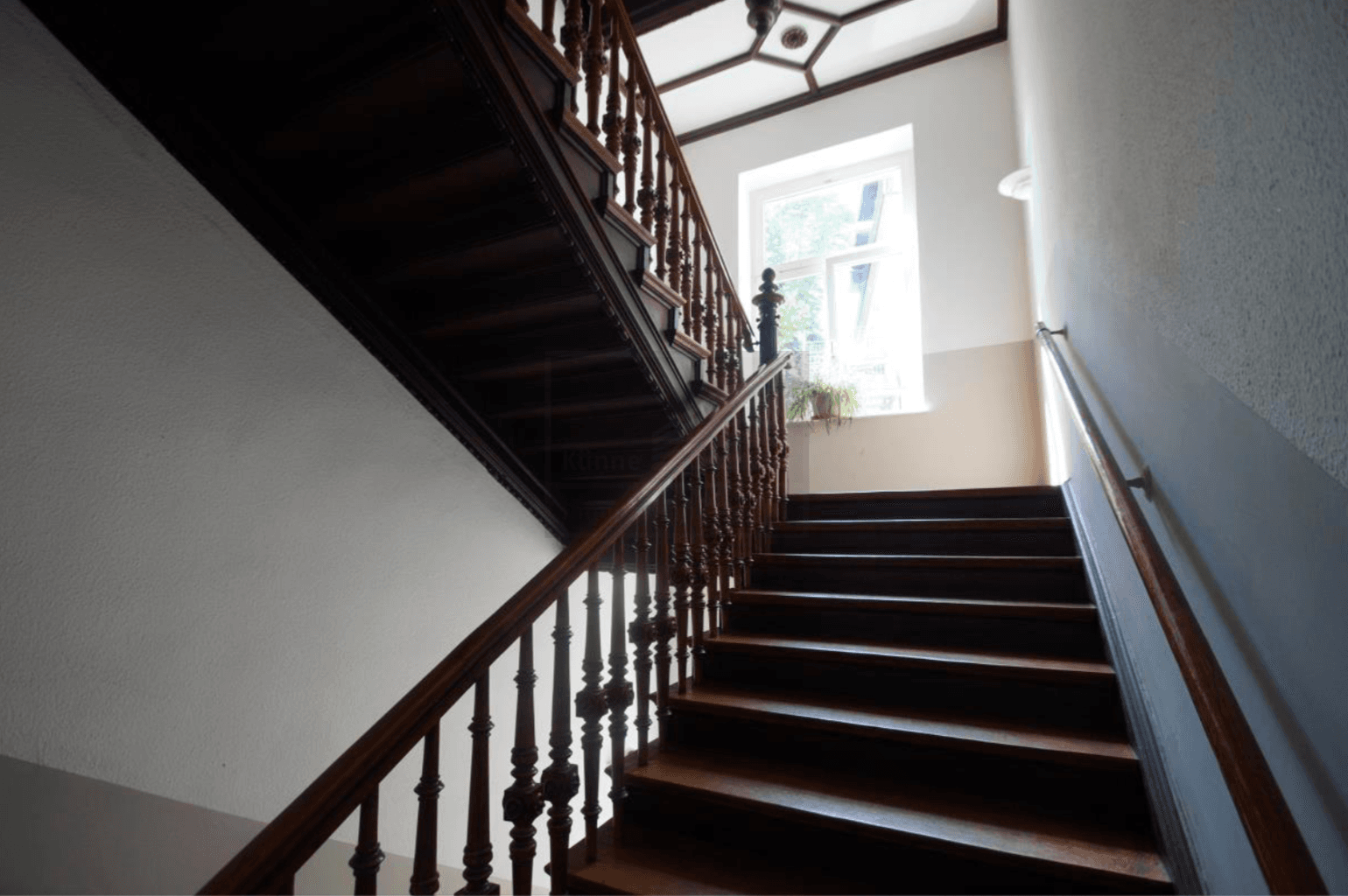 Prenájom bytu 5-izbový 200 m², Dufourstrasse 4, Leipzig, Sasko Prenájom bytu 5-izbový 200 m², Dufourstrasse 4, Leipzig, Sasko