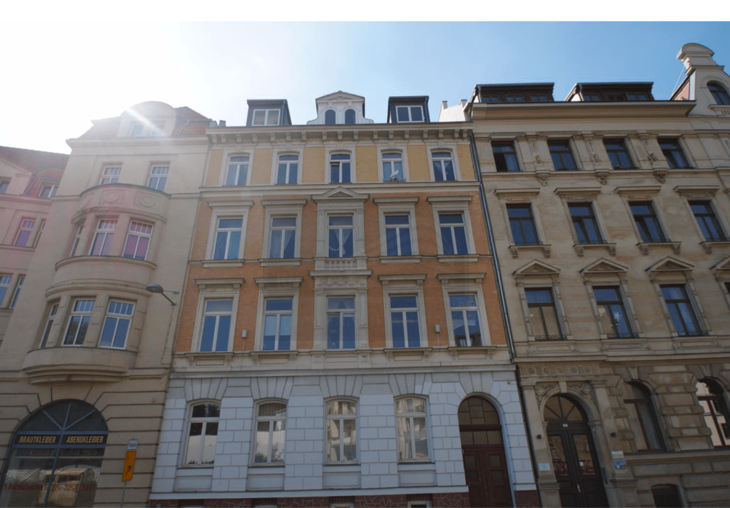 Prenájom bytu 5-izbový 200 m², Dufourstrasse 4, Leipzig, Sasko Prenájom bytu 5-izbový 200 m², Dufourstrasse 4, Leipzig, Sasko