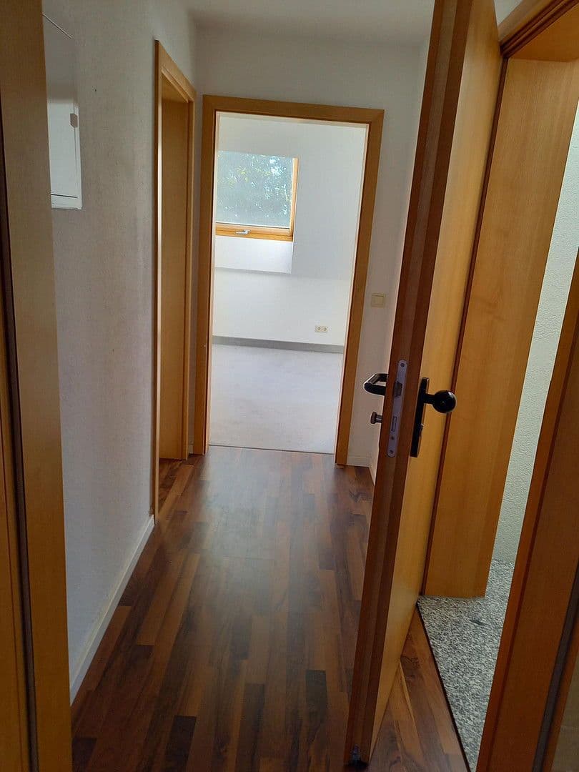 Prenájom bytu 2-izbový 50 m², Gerlingen, Bádensko-Wurttembersko Prenájom bytu 2-izbový 50 m², Gerlingen, Bádensko-Wurttembersko