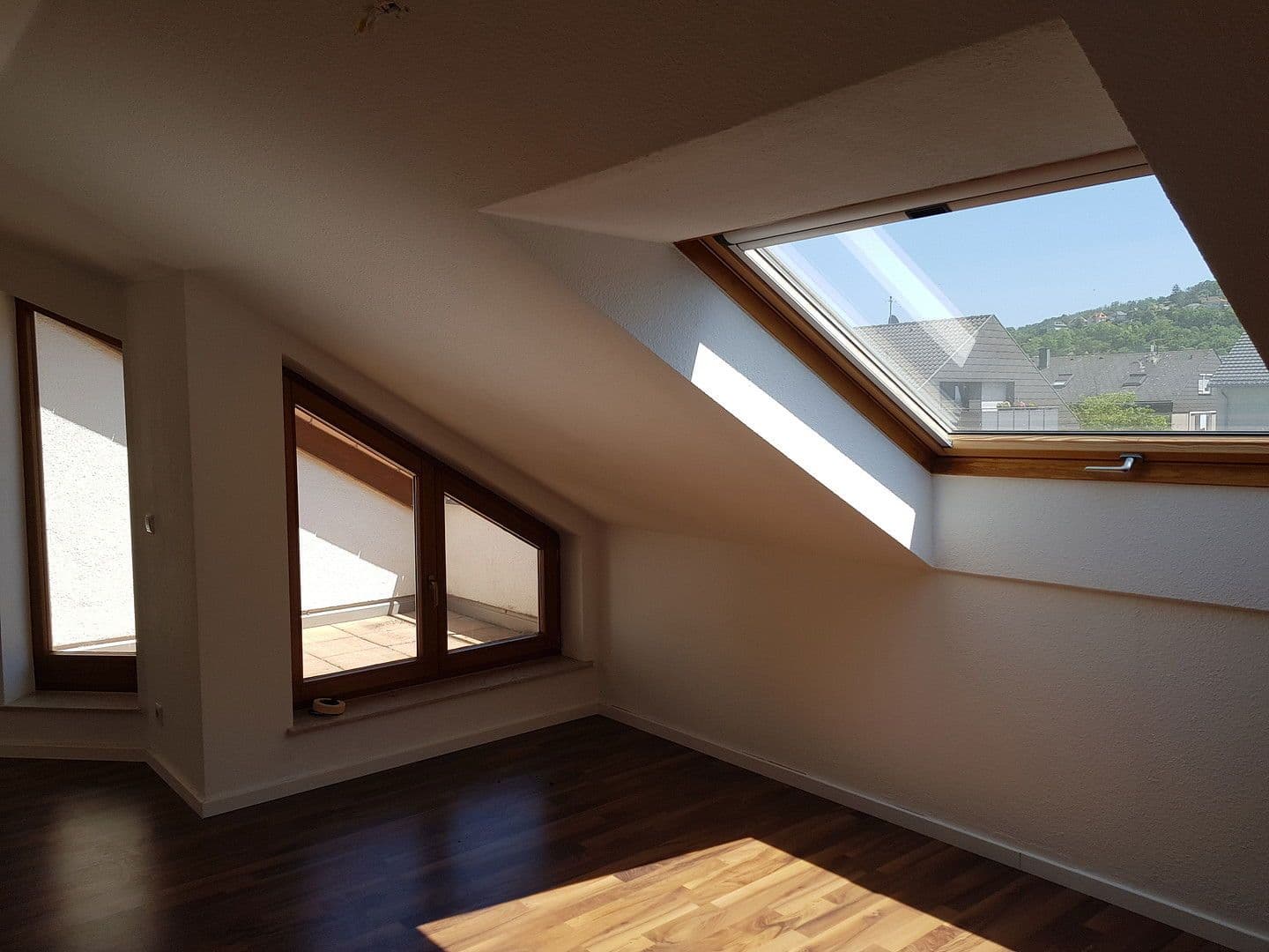 Prenájom bytu 2-izbový 50 m², Gerlingen, Bádensko-Wurttembersko Prenájom bytu 2-izbový 50 m², Gerlingen, Bádensko-Wurttembersko