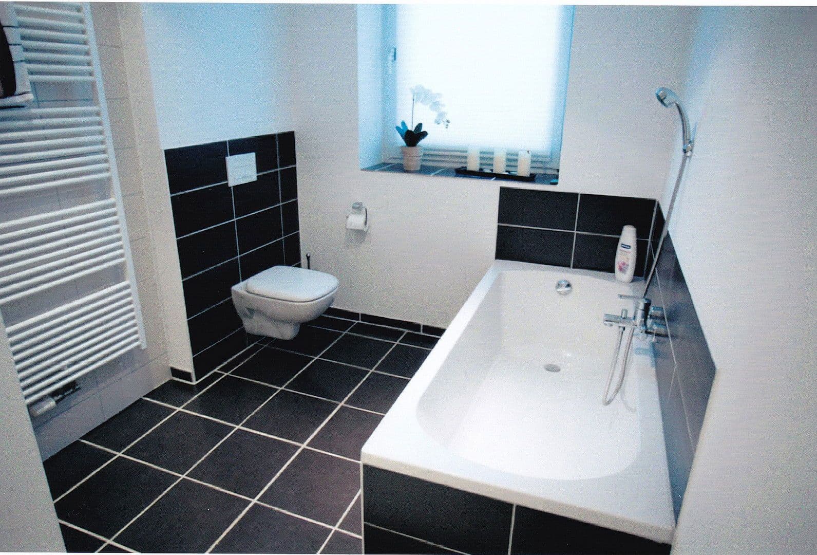 Prenájom bytu 3-izbový 91 m², Keltern, Bádensko-Wurttembersko Prenájom bytu 3-izbový 91 m², Keltern, Bádensko-Wurttembersko