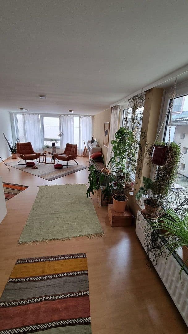 Prenájom kancelárie 26 m², Bahnhofstraße 9, Rottenburg am Neckar, Bádensko-Wurttembersko Prenájom kancelárie 26 m², Bahnhofstraße 9, Rottenburg am Neckar, Bádensko-Wurttembersko
